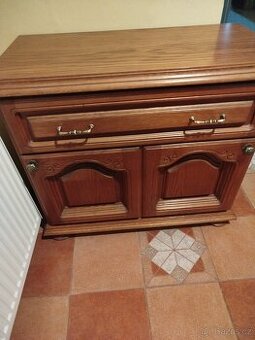 Rustikální komoda botník