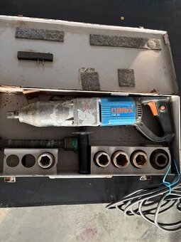 Rázový utahovák NAREX