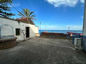 Prodej řadového domu 3+1 - Caronia Marina (Sicilie, Itálie)