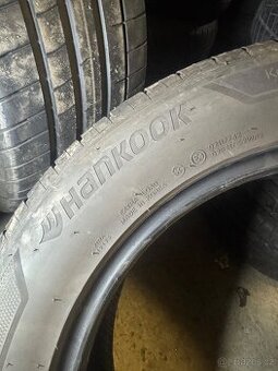 Hankook 235/55ZR19