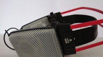 AKG K1000