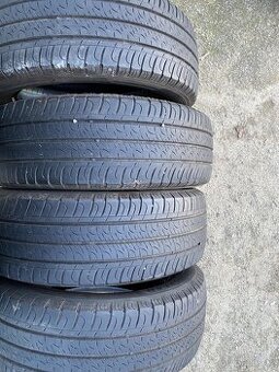 Pneu 215/60 R17C