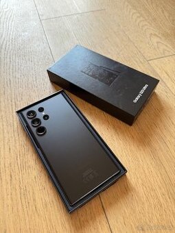 Samsung Galaxy S23 Ultra 12/512GB černý
