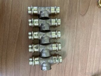 Viega, T-kus přechodový vnitřní 18 x 1/2" x 18 mm - 1