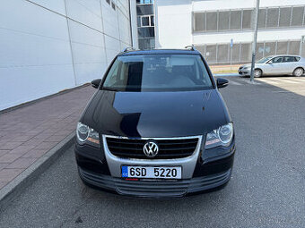 Volkswagen Touran 1.4 TSI 140 PS (2010) – černá metal