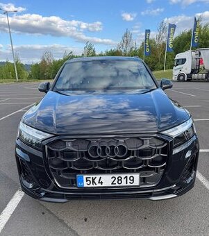 AUDI Q7 3,0 TDI QATTRO S-LINE ČR