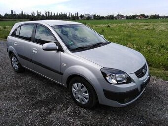 KIA RIO 1,4-16V BENZIN 71 KW RV 2007