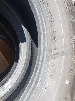 Pneu Bridgestone 235/60 r18