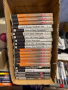 Hry na psp original kus 250