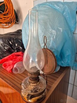 Petrolejová lampa