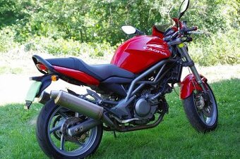 CAGIVA RAPTOR 650 IE