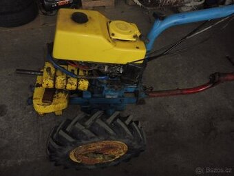 koupím malotraktor agzat nebo vari