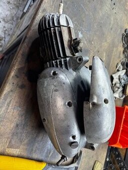 Jawa 550/555 motor