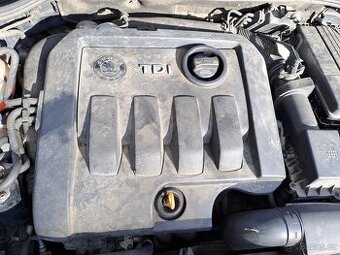 Motor 1.9 pd 77KW KOD bxe BXE 5KVALT PŘEVODOVKA jcr JCR