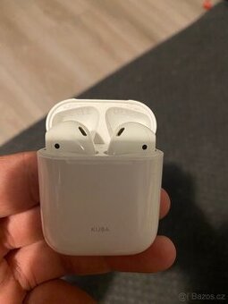 Apple AirPods ČTĚTE POPISEK