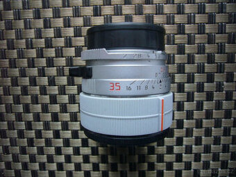 Leica Summicron-M1235mm stříbrně chromovaný a v bezvadném st
