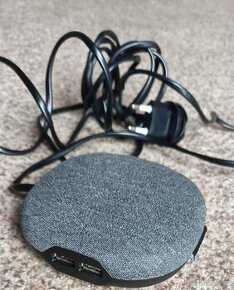 Designová USB nabíječka