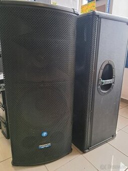 Prodám 2ks MACKIE SR1530z