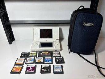 Nintendo DS lite