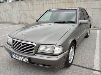 Mercedes C180