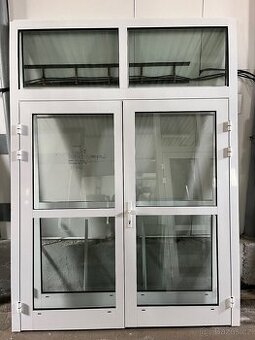 DVOJE OBROVSKÉ DVOUKŘÍDLÉ HLINÍKOVÉ DVEŘE209x283-PLZEŇ