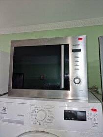 Vestavěná mikrovlnná trouba SHARP