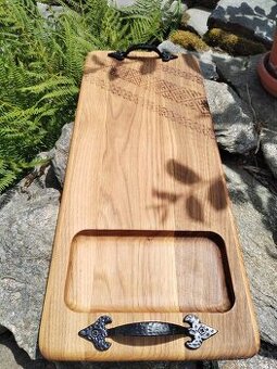 Dubový snídaňový tác