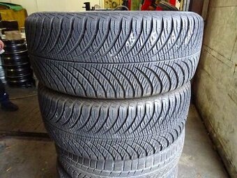 Celoroční pneumatiky Goodyear, 235/55/17, 2 ks, 6,5 mm