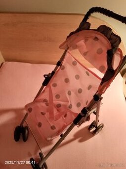 Golfový kočárek na panenku