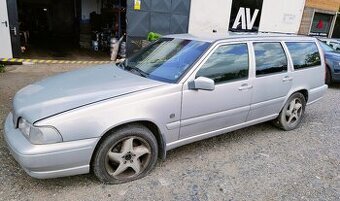 Volvo V70 2,5TDI 103kw - Náhradní díly