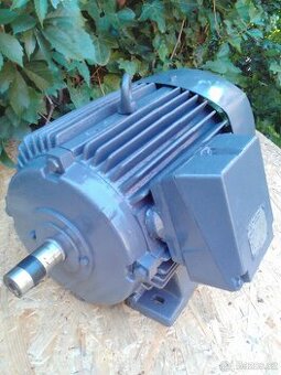 Prodám motor MEZ Mohelnice 5.5 kw 2800 ot.