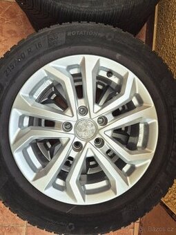 16 alu zimní Karoq zn. DEZENT + Michelin ALPIN 6 215/60, V