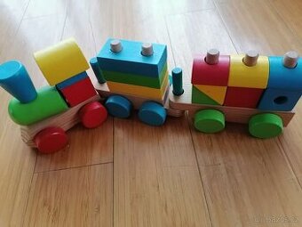 první hračky pro  malé děti