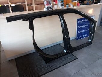 Pravý bok Jeep COMPASS 7/2017-