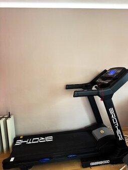 Běhací pás BROTHER GB5000