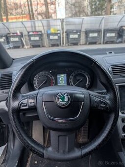 Multifunkční tříramenný volant škoda