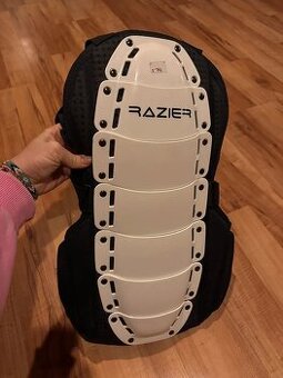 PÁTEŘÁK RAZIER
