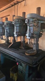 Stojanová vrtačka - čtyřče