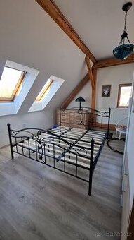 Kovová postel 180x200 cm