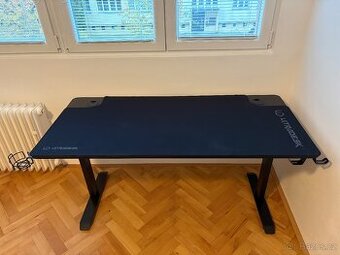 Herní stůl ULTRADESK Momentum Black