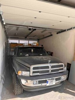 Dodge RAM 1500 V8 Magnum