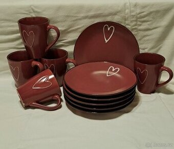 Hrníčky,talířky se srdíčkem ❤️