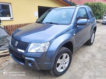 Grand Vitara, přepážka, vana