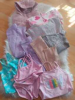 Dívčí plavky a jiné oblečení vel 122