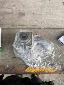 Vodní pumpa ford focus 1.8tdci 55kw