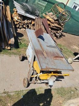 Cirkulárka se stolem i kolébkou + 3 kotouče (vč. diamantovéh