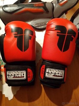 Rukavice kick box