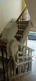 Prodej schodišťové plošiny - 1