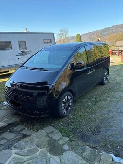 hyundai staria luxury 4X4