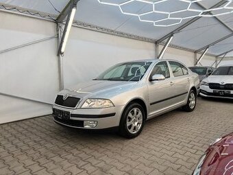 Škoda Octavia II sedan 1.9 TDi,77 kW,tažné,ACl,1.maj,115TKM